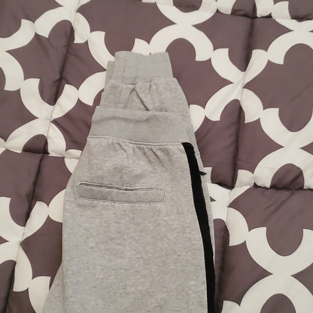 Pants - Picture 5 of 5